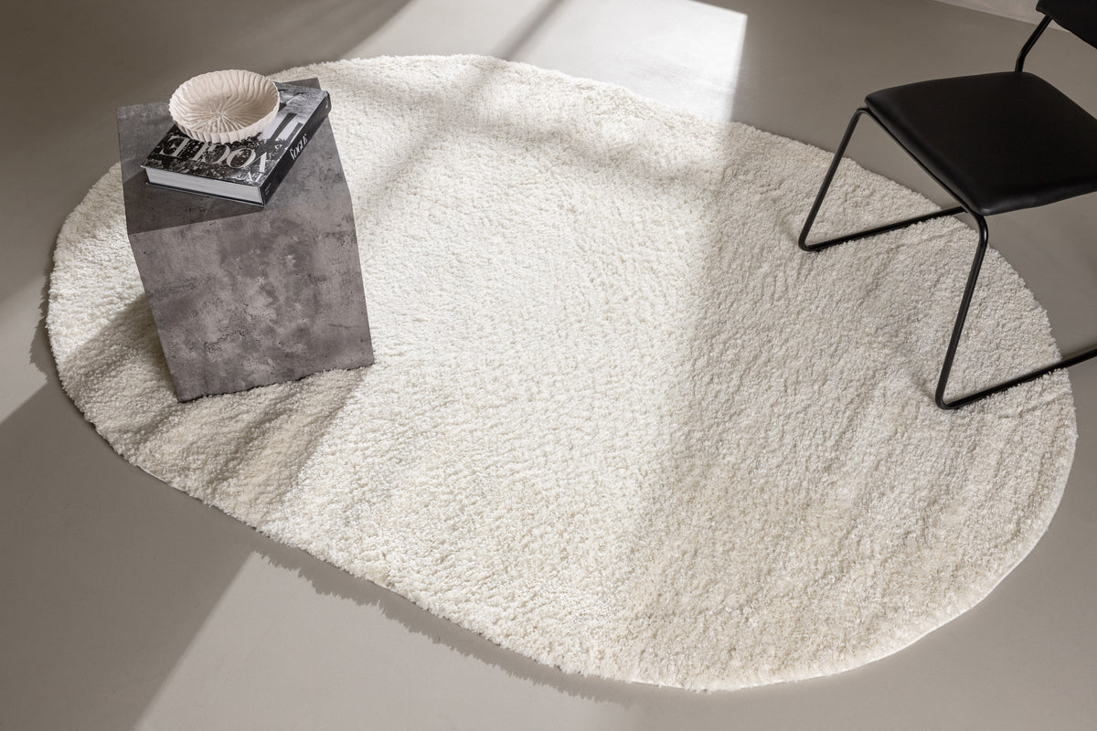 Venture Design Walter Ovala Mattor 340 x 240 Vit