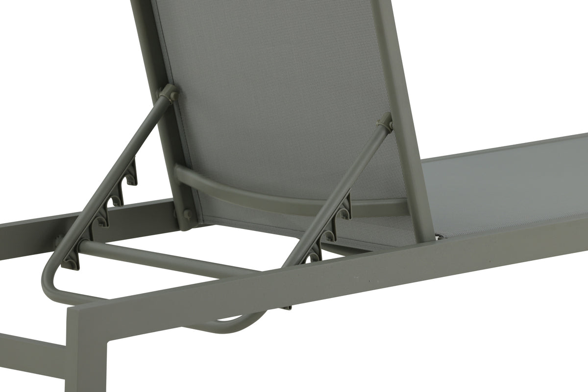 Venture Design Copacabana Solstolar