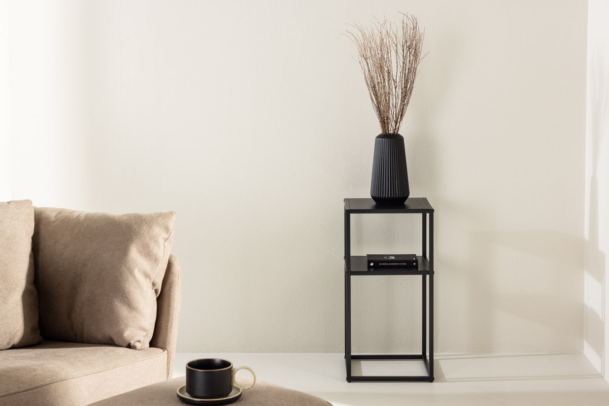 Venture Design Punta Sidobord 30 x 30 Svart