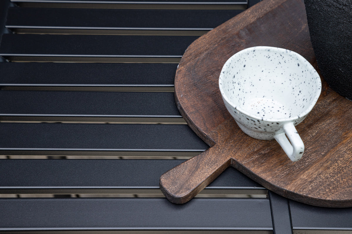 Venture Design Borneo Cafebord 70 x 70 Svart