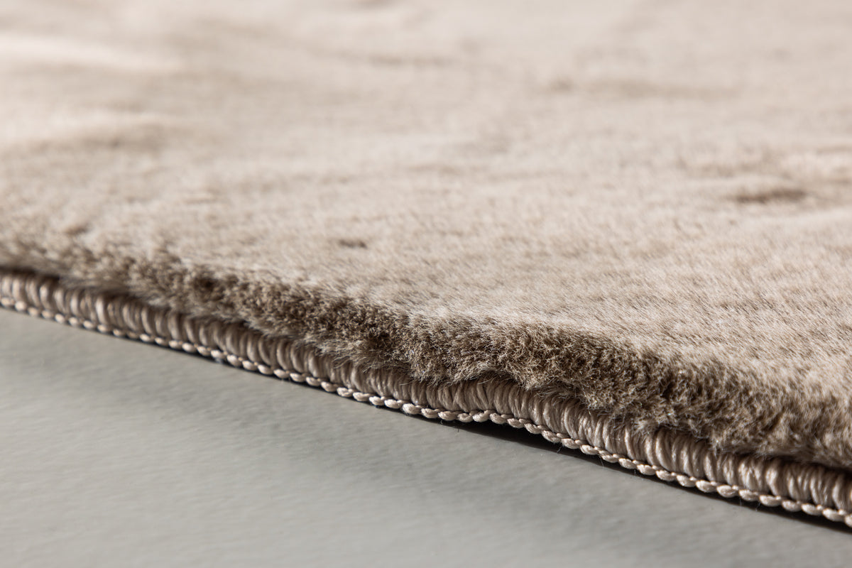 Venture Design Leni Rektangulära Mattor 350 x 240 Beige