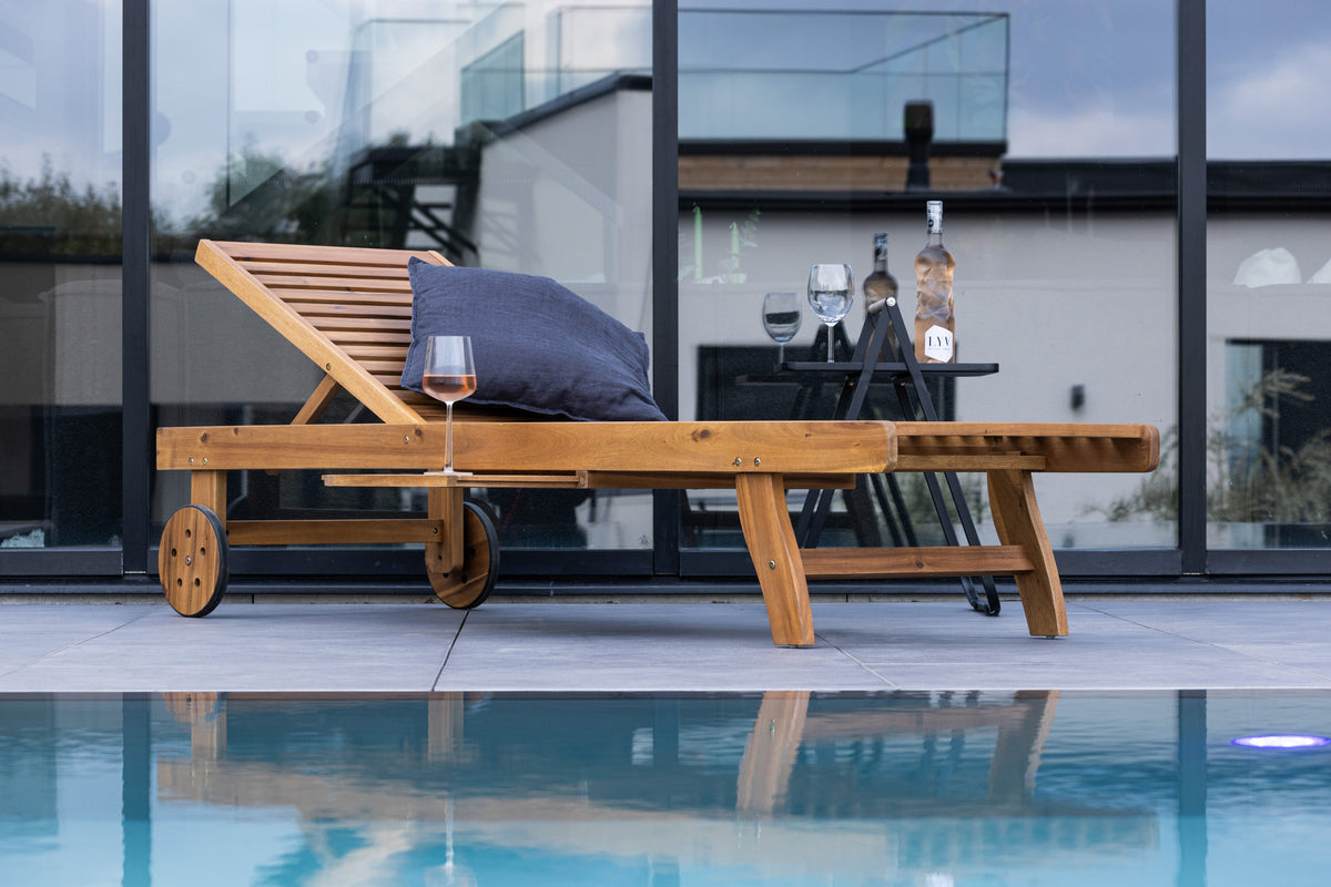 Venture Design Luzon Solstolar