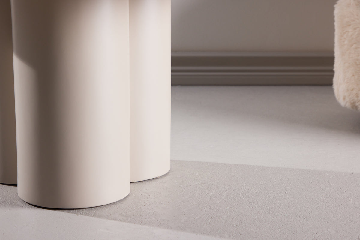Venture Design Olivia Soffbord ⌀80 Vitputsad