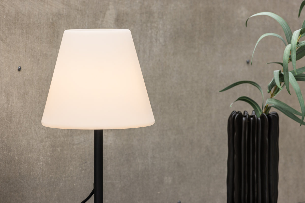 Venture Design Moris Bordslampor