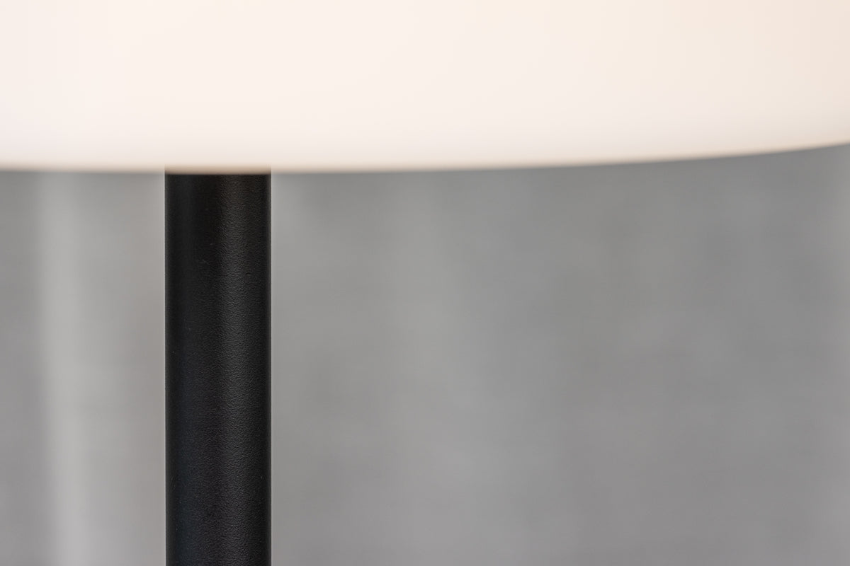 Venture Design Moris Golvlampor