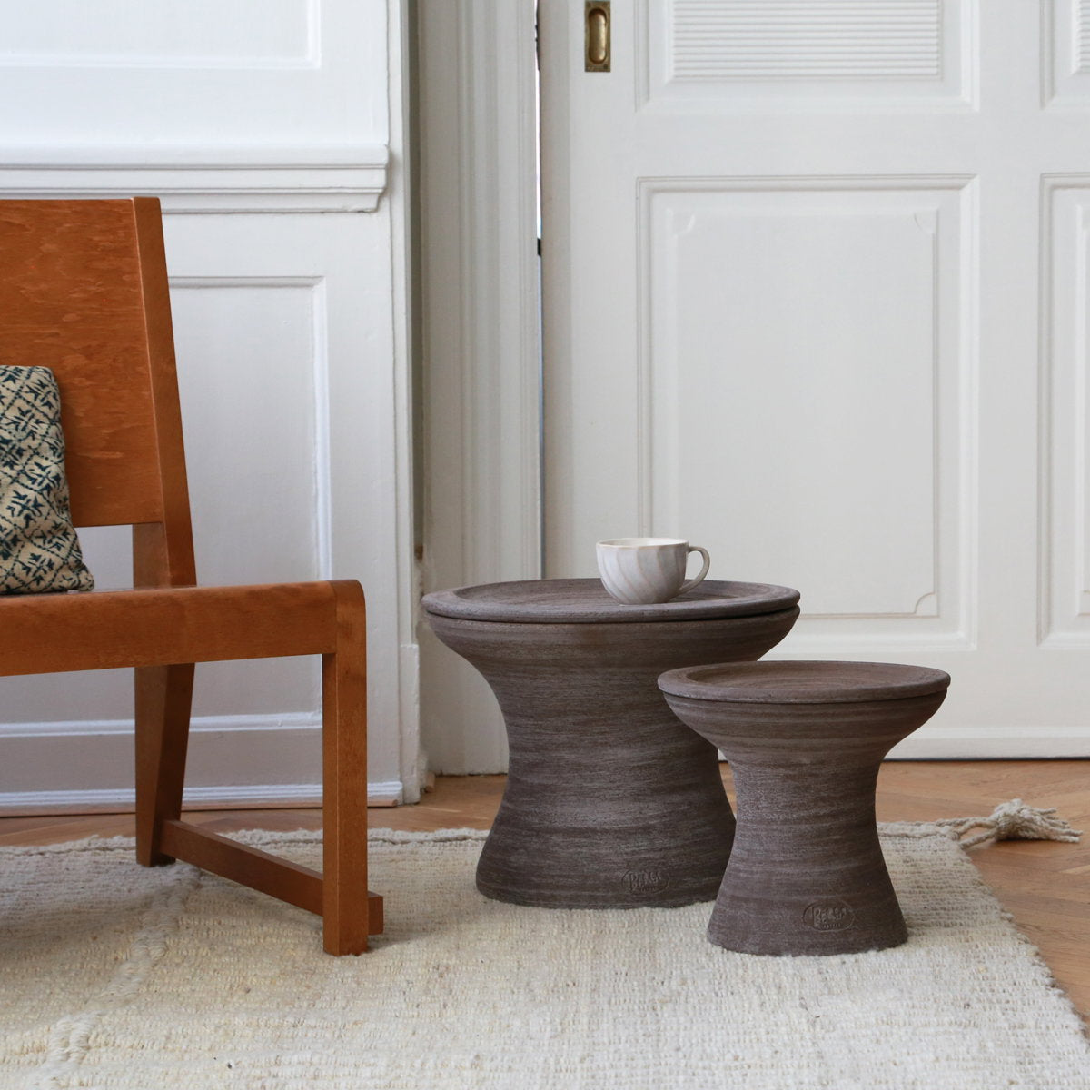 Celeste Pedestal RAW Grey