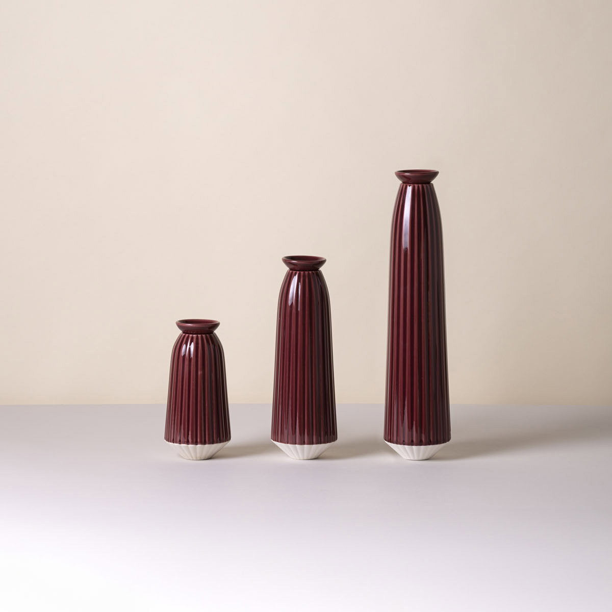 Cove Watering Tube Deep Burgundy