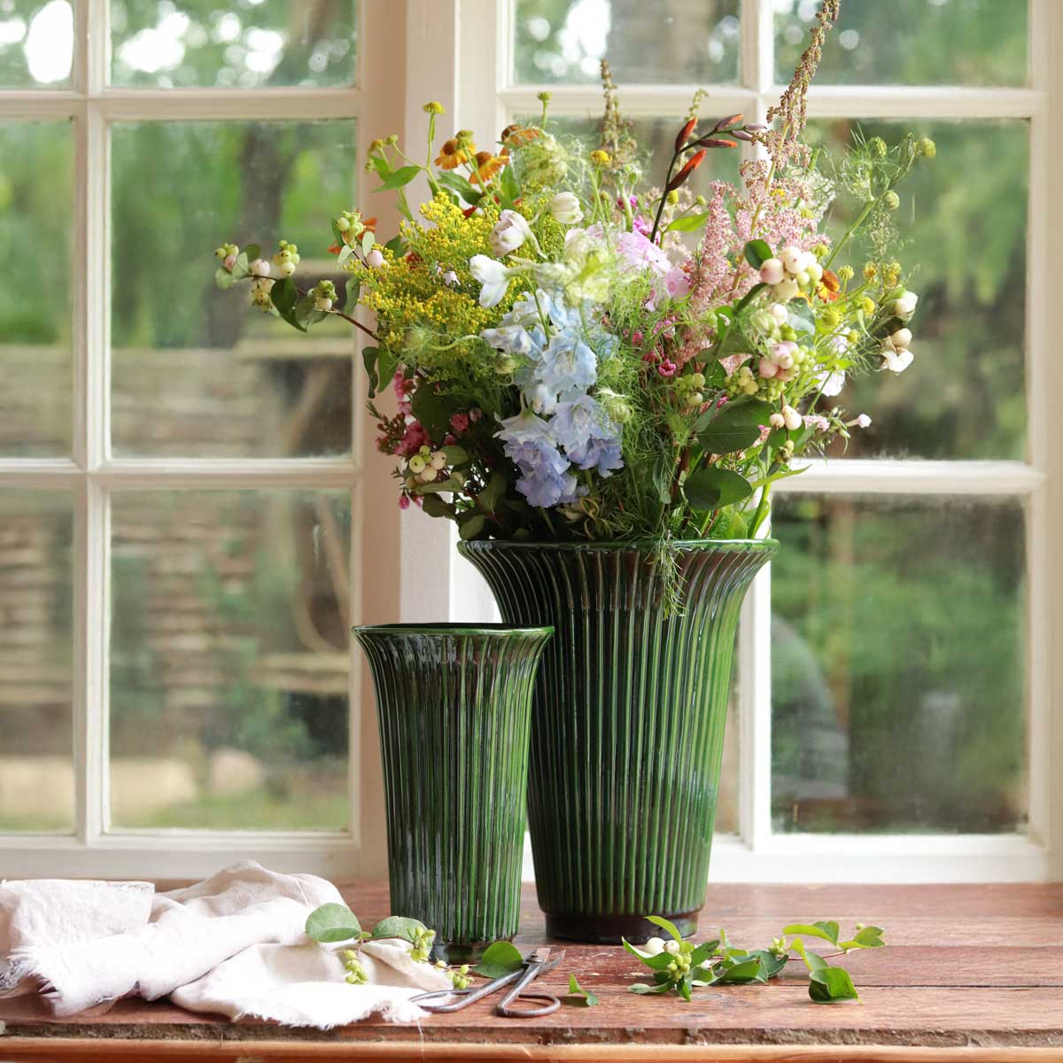 Daisy Vase Emerald Green