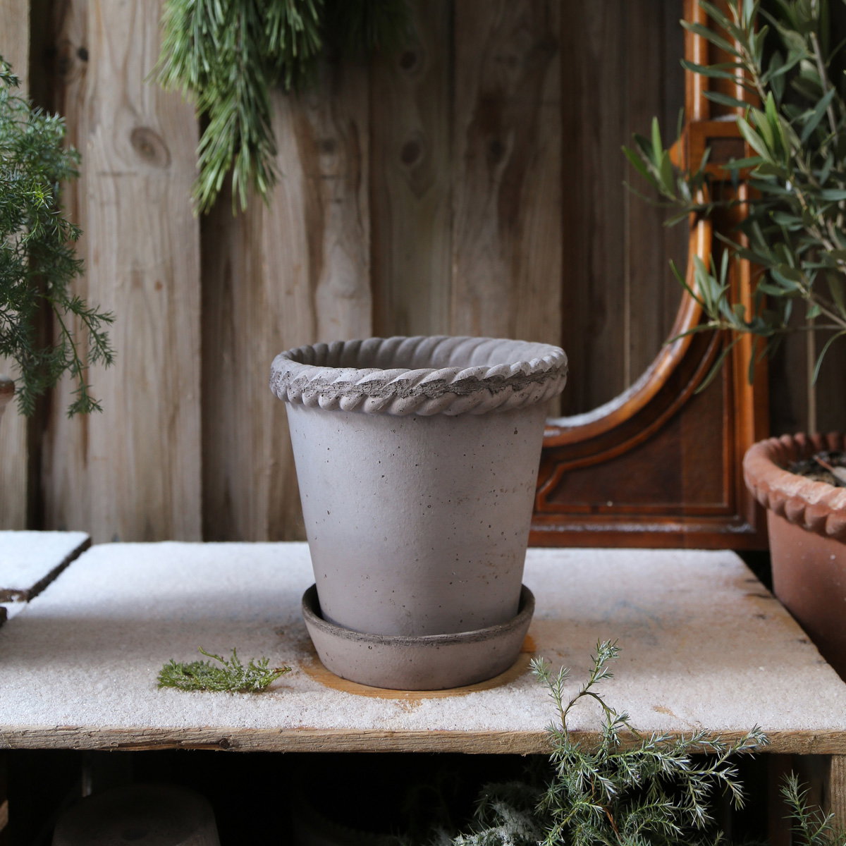 Emilia Pot RAW Grey