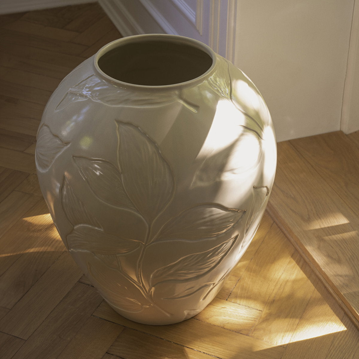 Florita Vase Sandstone