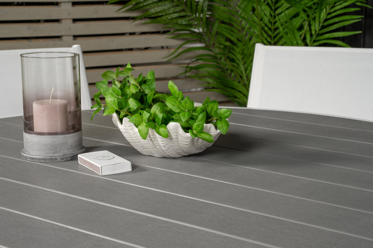 Venture Design Parma & Santorini Matbord ⌀140 + Matstolar Vit