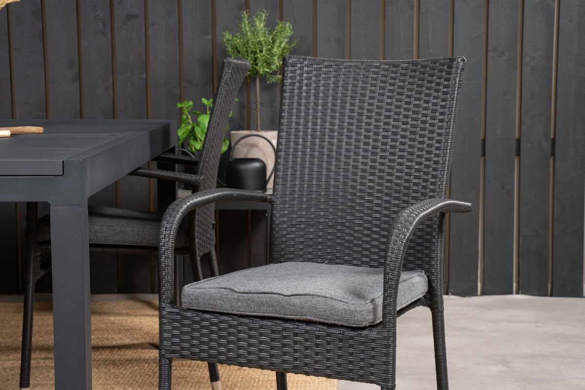 Venture Design Anna & Marbella Matstolar Svart + Matbord 160x100x75