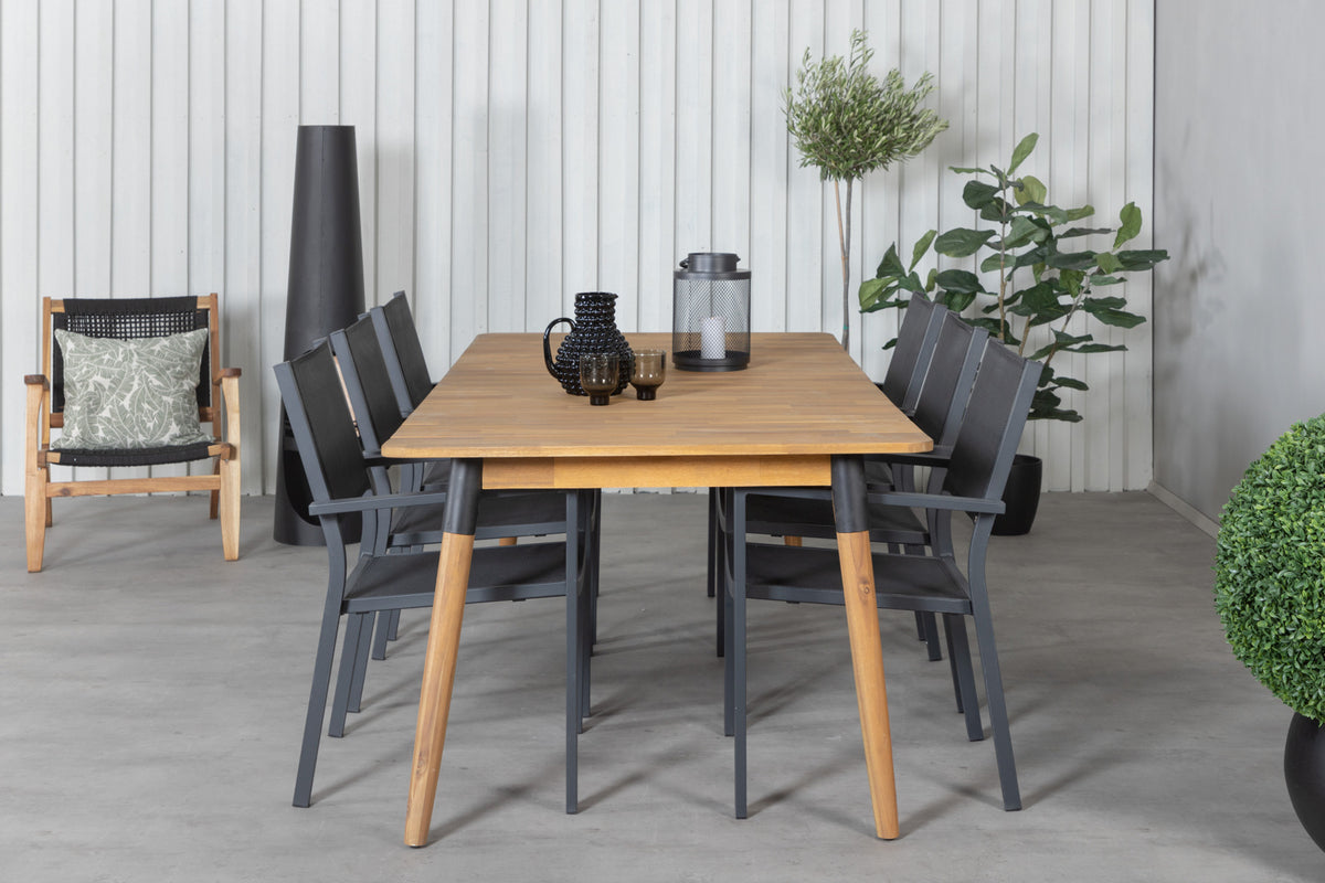 Venture Design Julian & Copacabana Rektangulära Matbord 210 x 100 Natur + Matstolar Svart