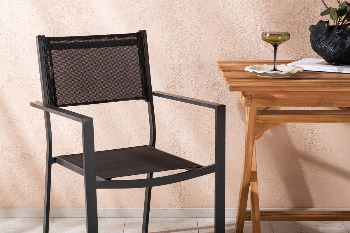 Venture Design Ghana & Copacabana Cafebord 70 x 70 Natur + Matstolar 2-pack Svart