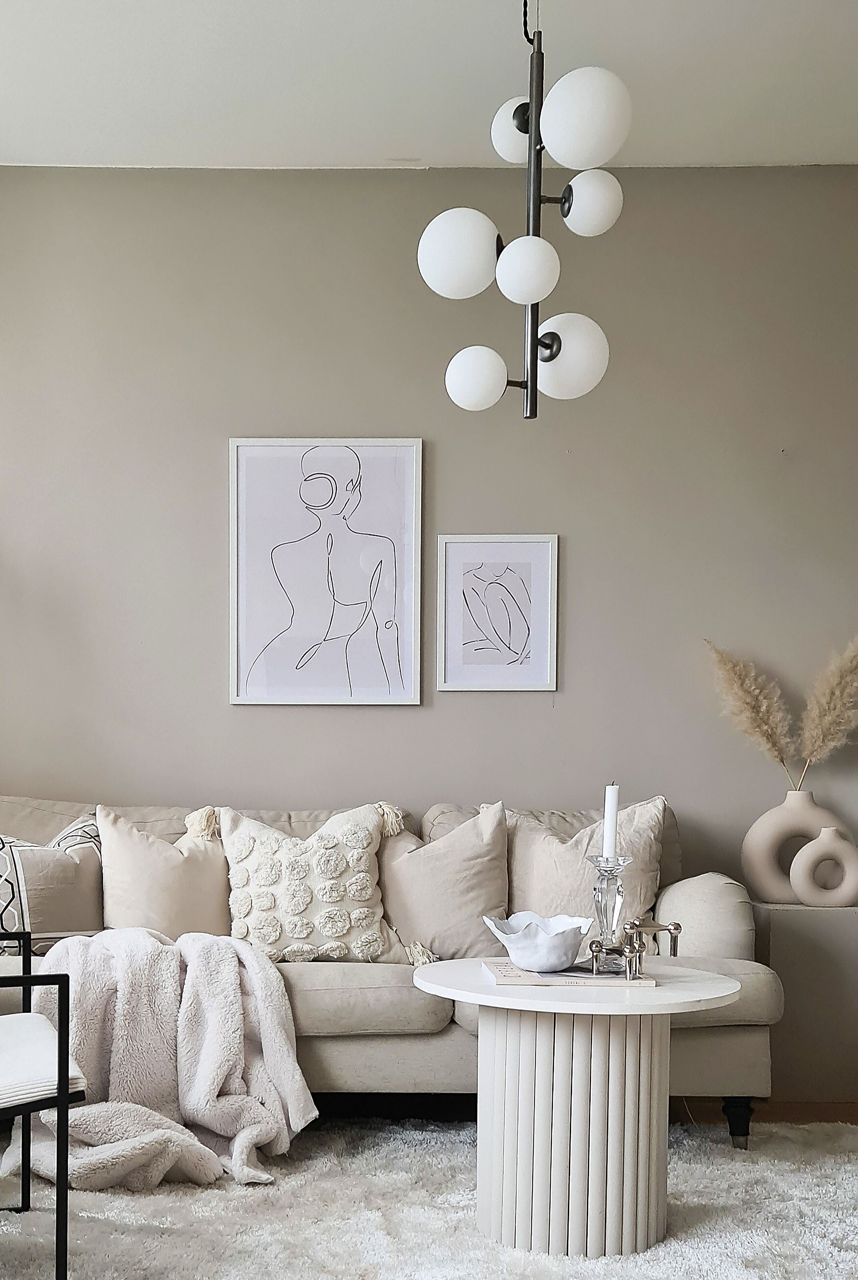 Aneta Home MOLEKYL taklampa lodrät