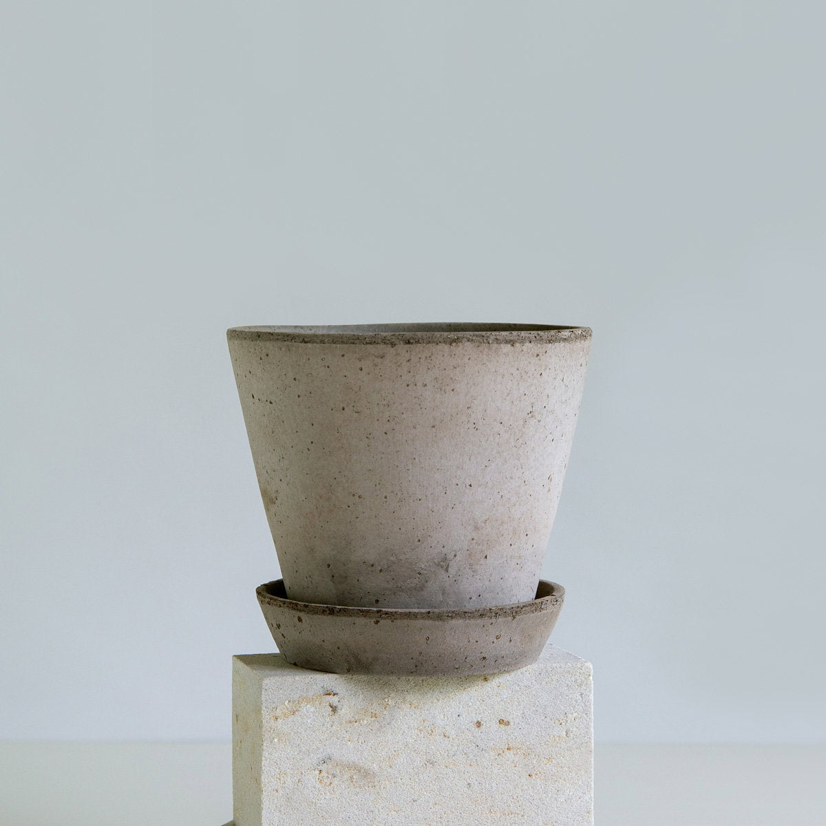 Julie Pot RAW Grey