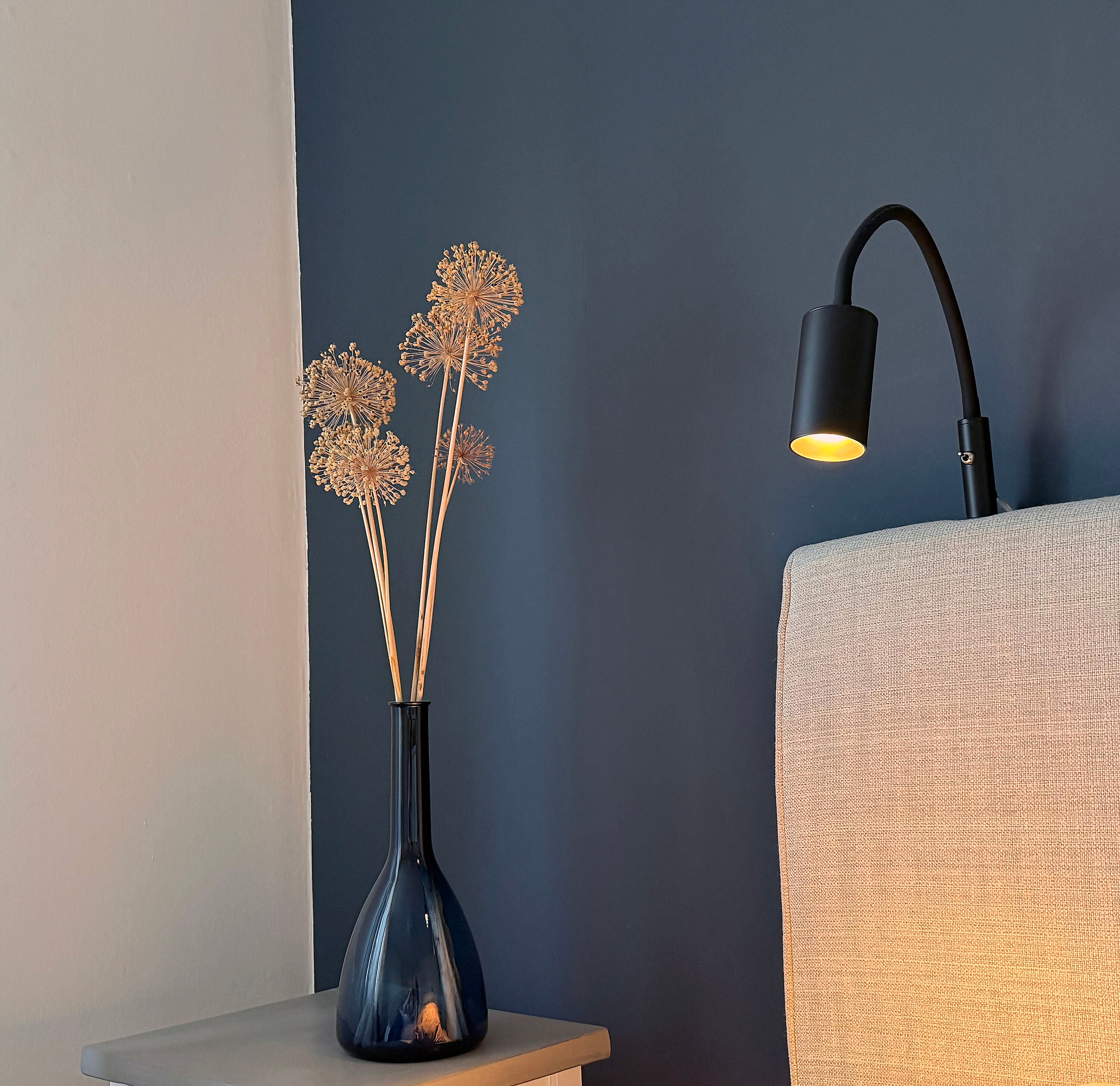 Aneta Home HUGIN sänglampa