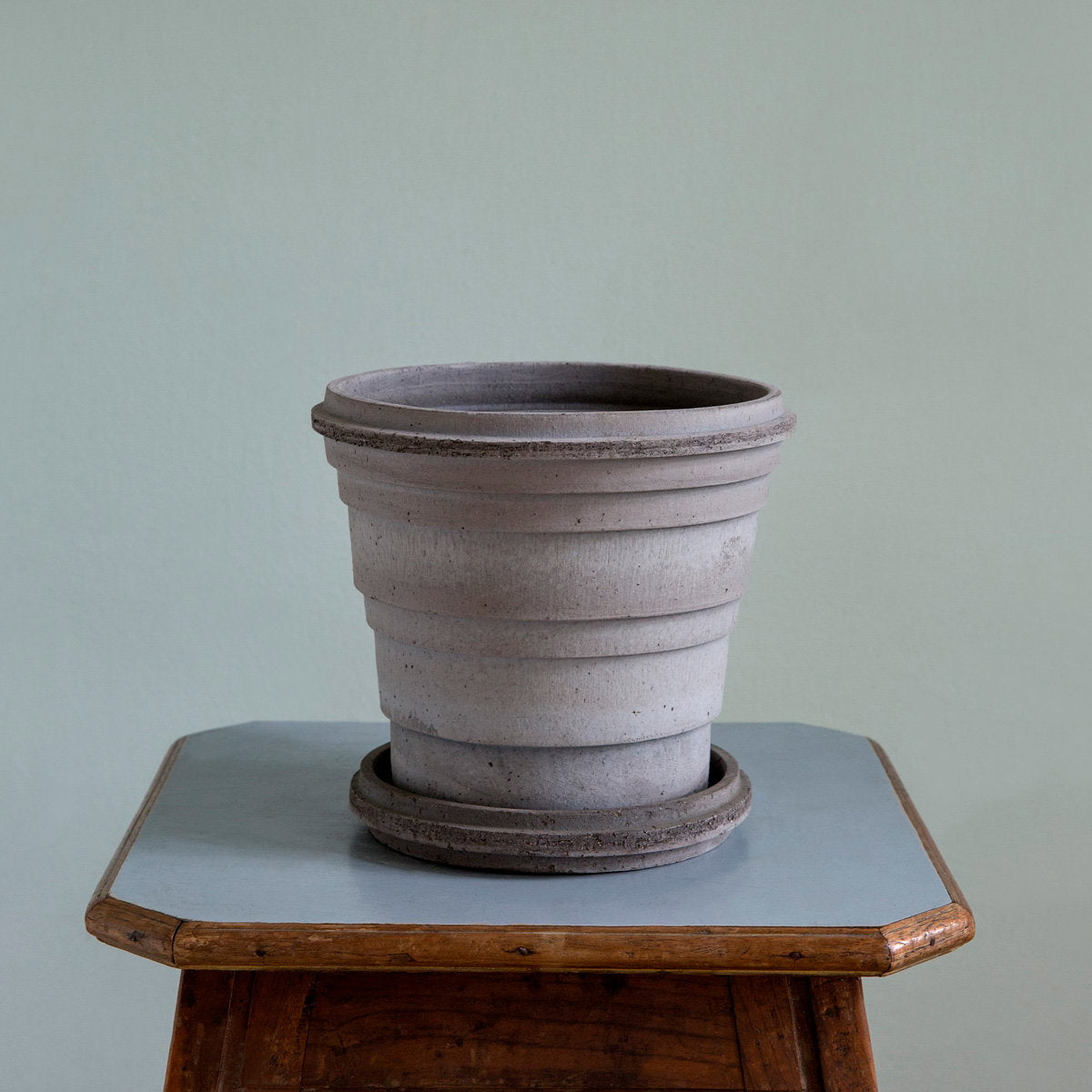 Planets Pot RAW Grey
