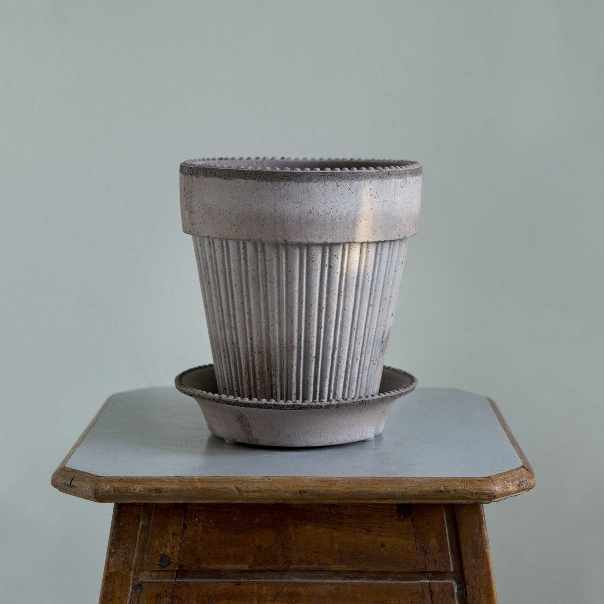 Simona Pot RAW Grey