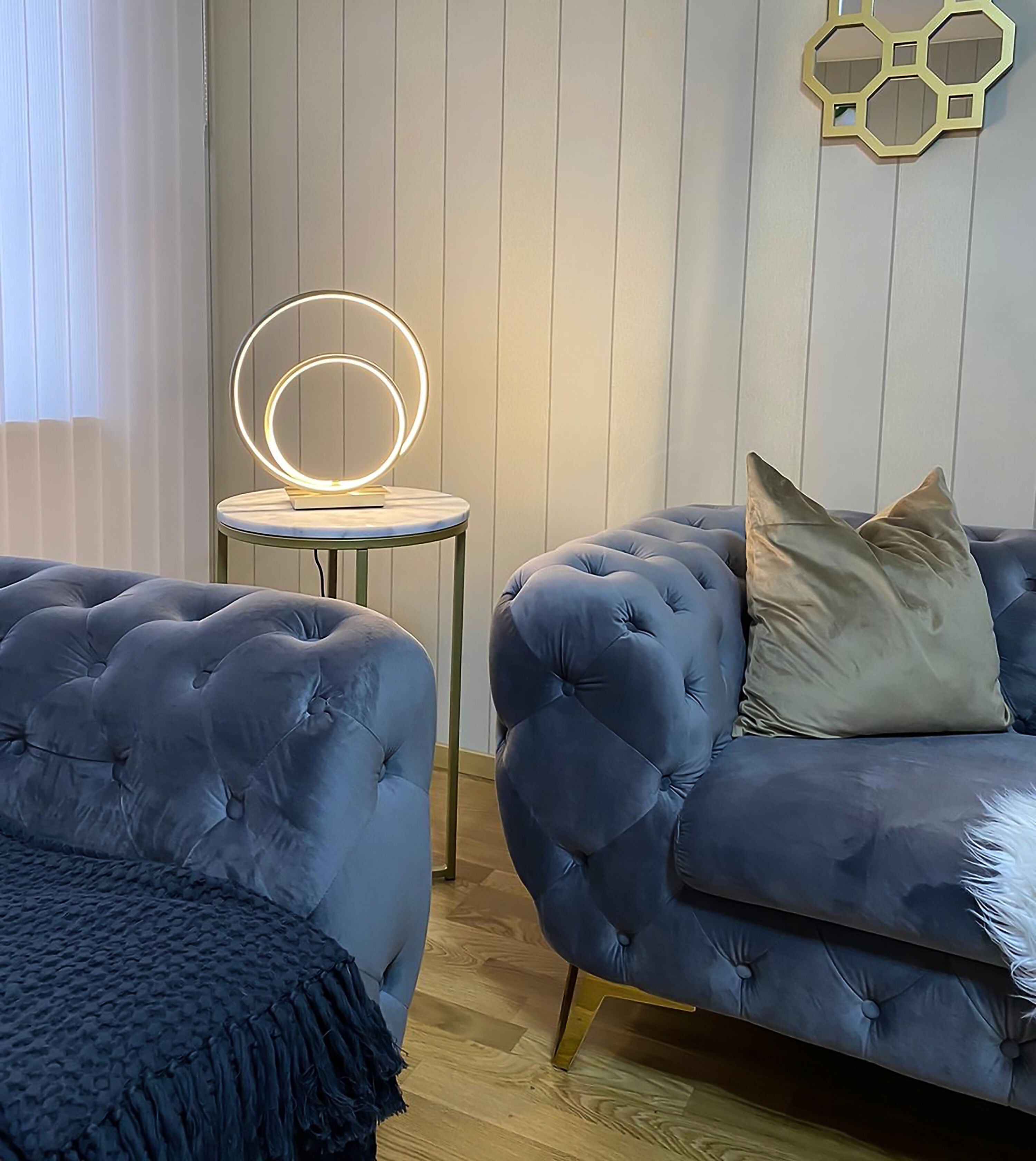 Aneta Home LOOP bordslampa