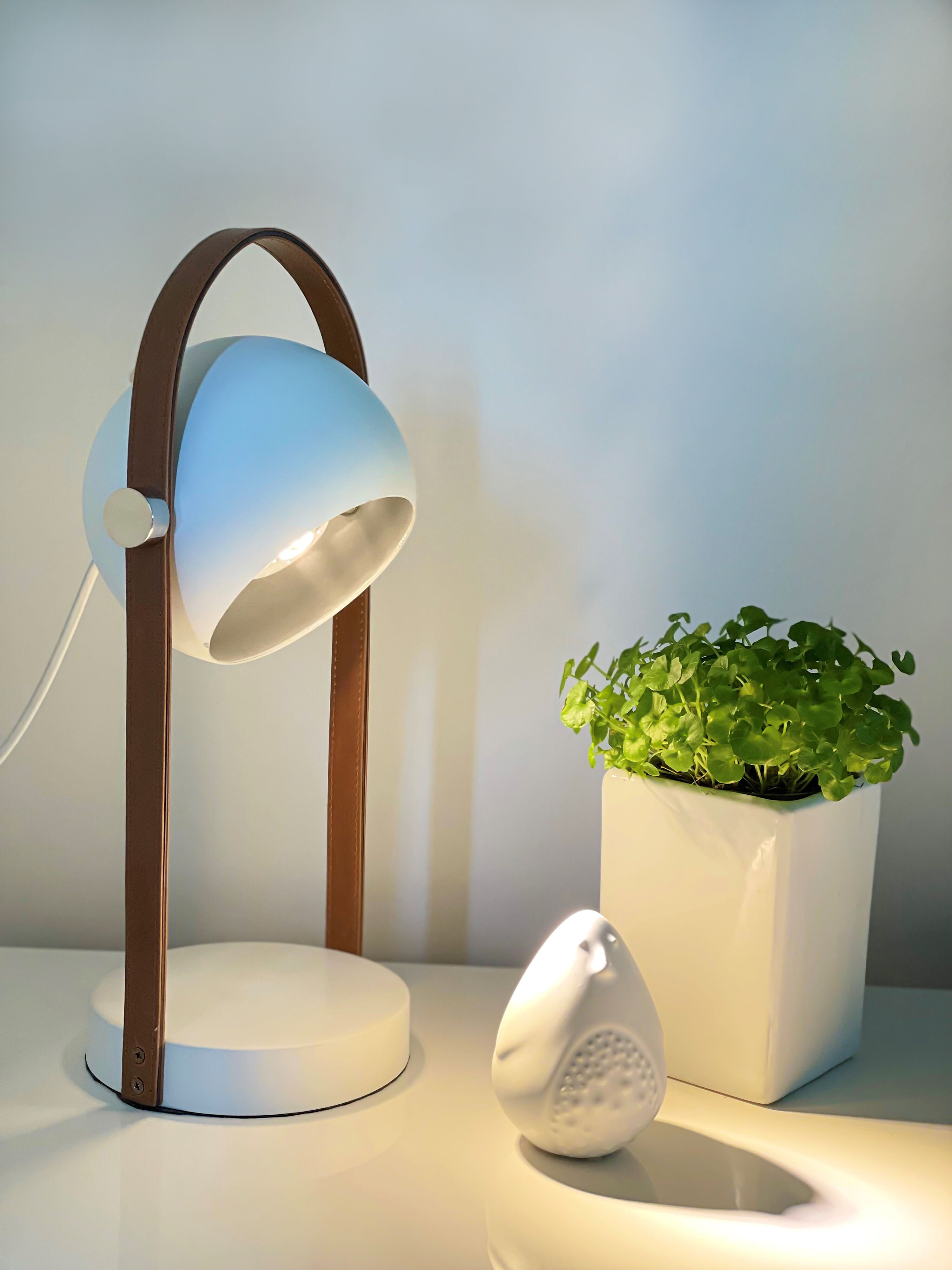 Aneta Home BOW bordslampa