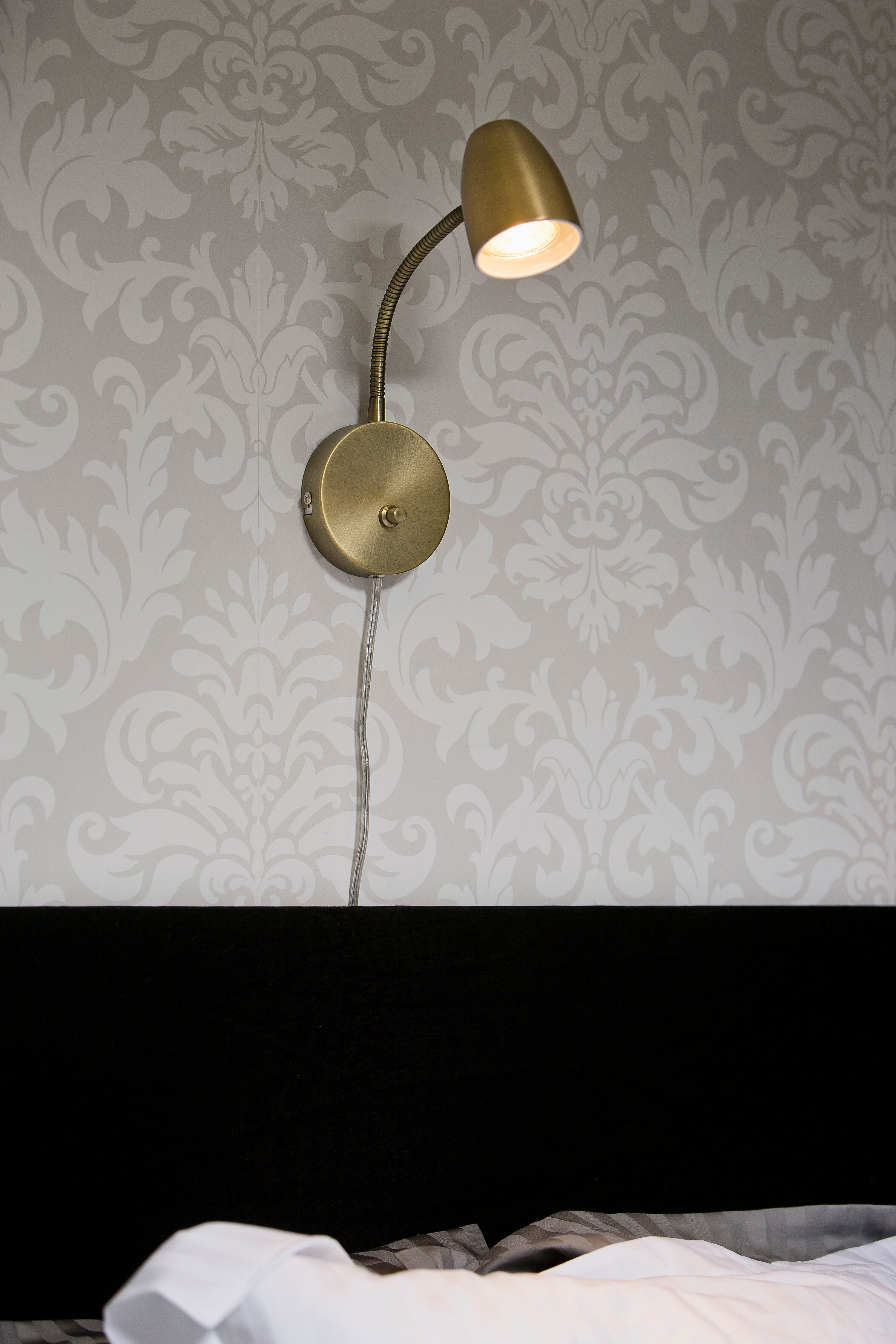Aneta Home SANDNES vägglampa