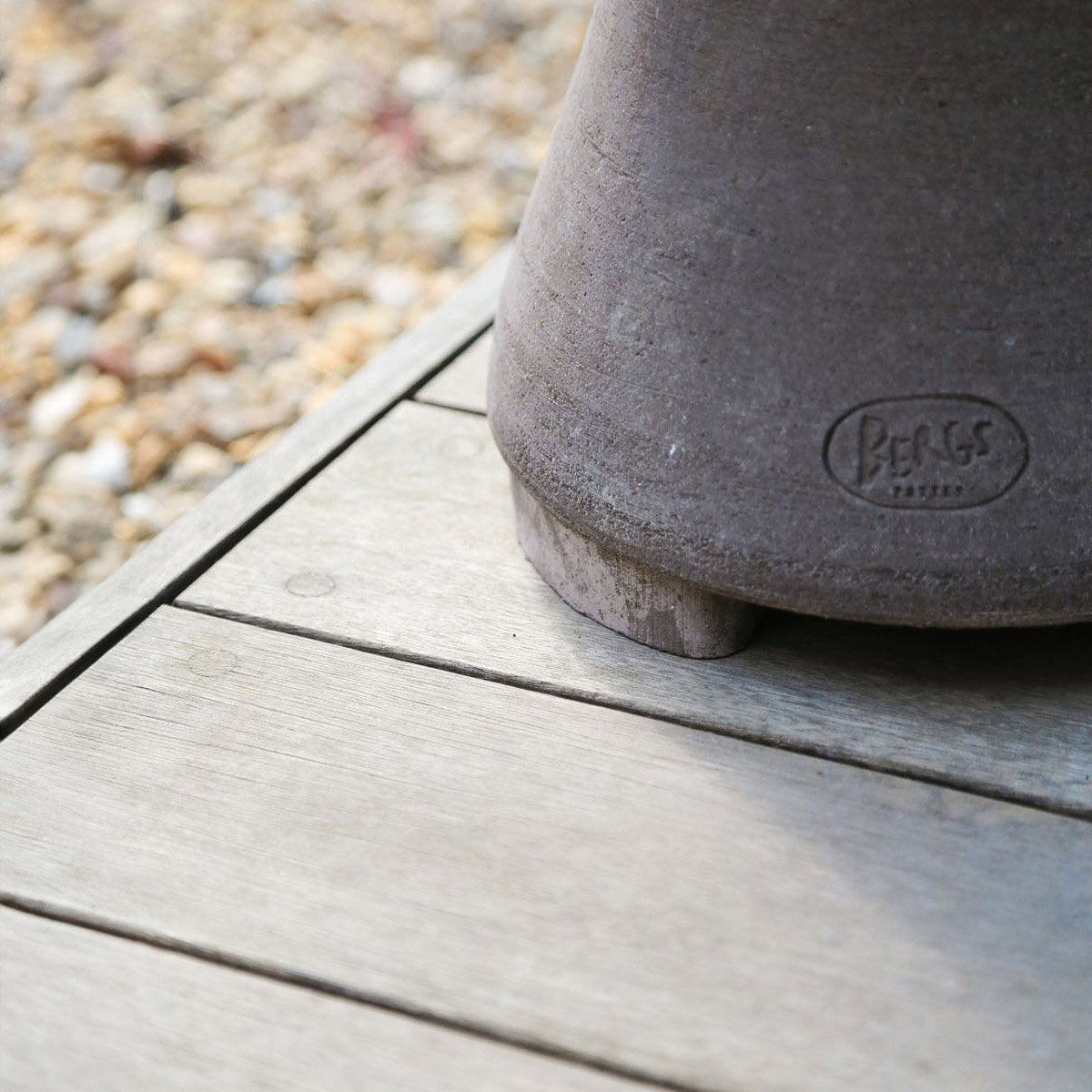 Triangle foot Pot feet RAW Grey