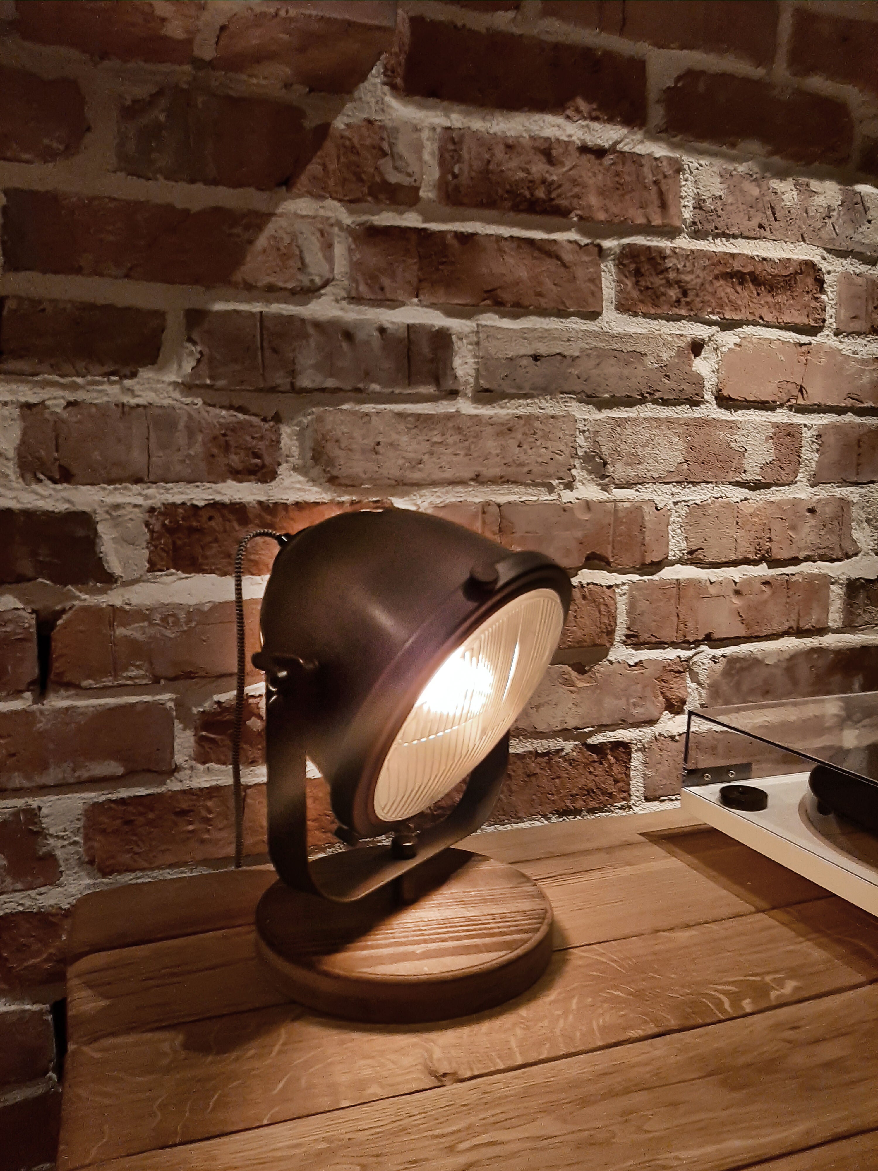 Aneta Home ALASKA bordslampa/vägglampa