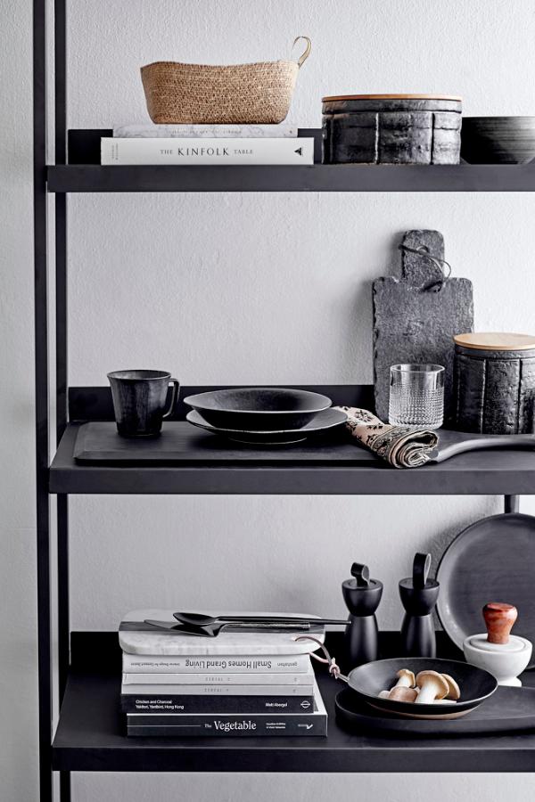 Bloomingville Yoko Plate, Black, Porcelain