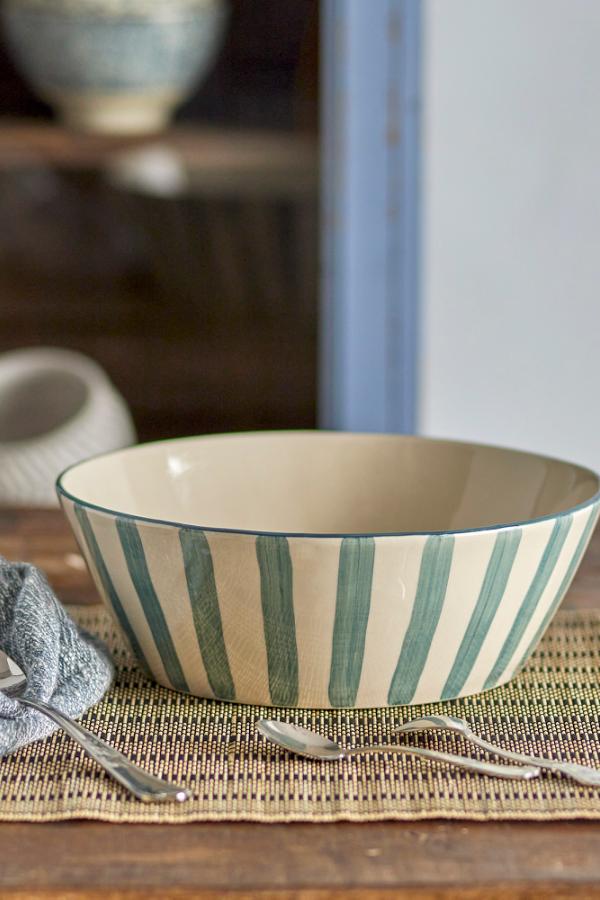Creative Collection Begonia Bowl, Green, Stoneware
