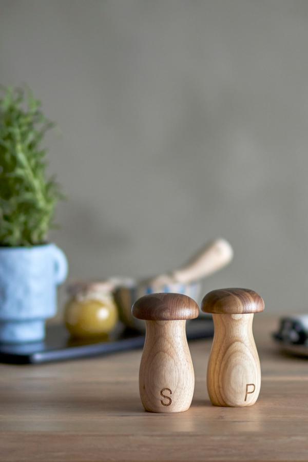 Bloomingville Rahim Salt & Pepper Shaker Set, Brown, Rubberwood
