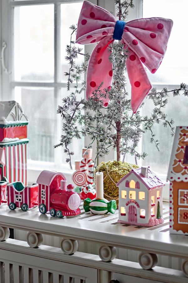 Bloomingville Bertie Ornament, Red, Birch