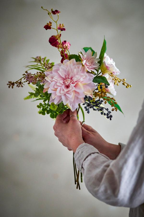 Bloomingville Splendor Bouquet, Rose, Artificial Flowers