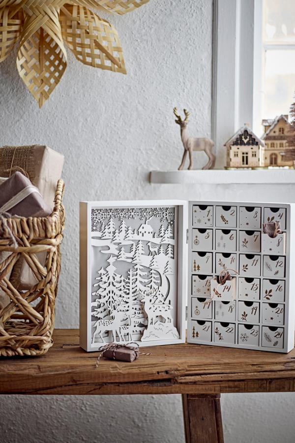 Bloomingville Elimar Calendar w/light, White, Plywood