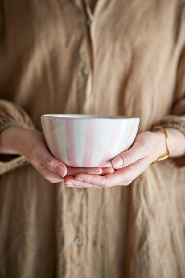 Creative Collection Begonia Bowl, Rose, Stoneware