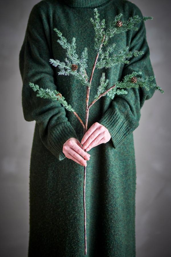 Bloomingville Pine Stem, Green, Artificial Flowers