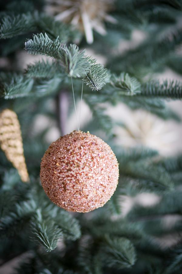 Bloomingville Nicolet Ornament, Gold, Plastic