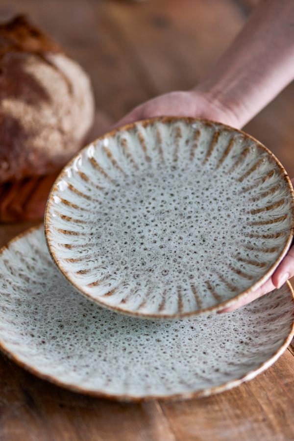 Creative Collection Fleur Plate, Nature, Stoneware