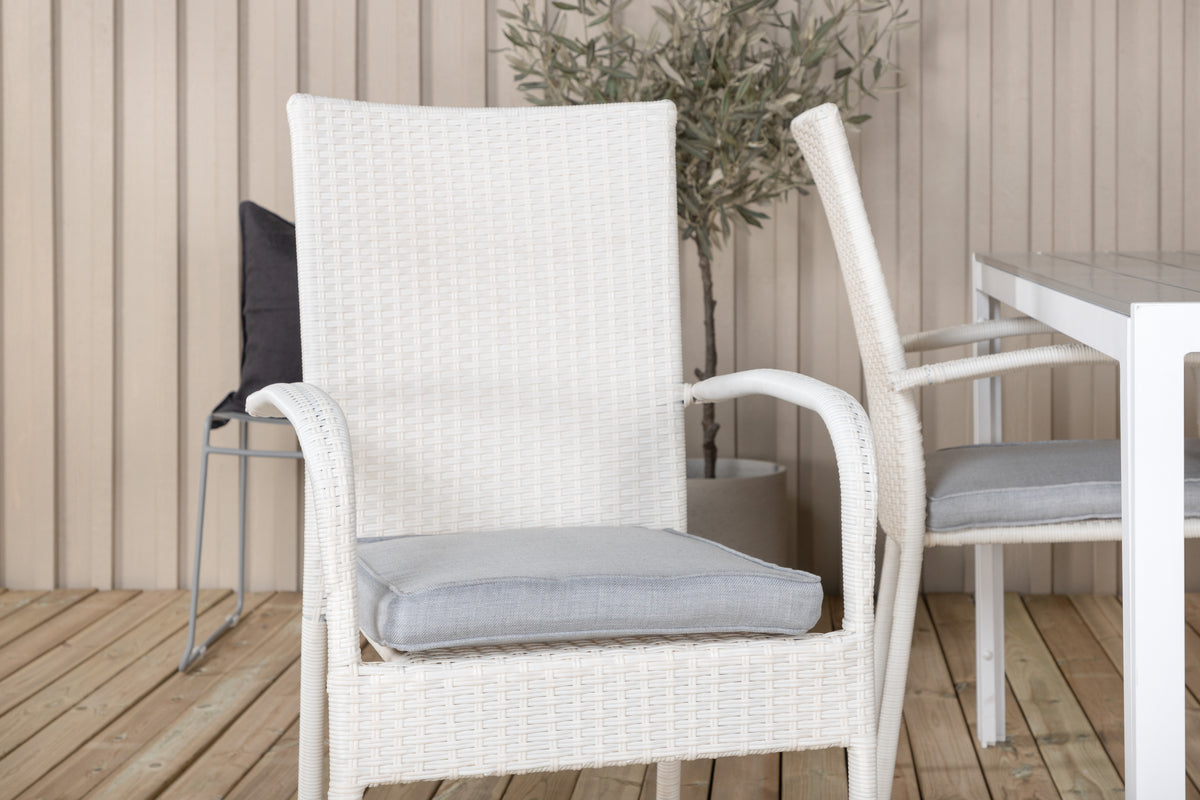 Venture Design Break | Anna Matbord 150x90 + 4 matstolar
