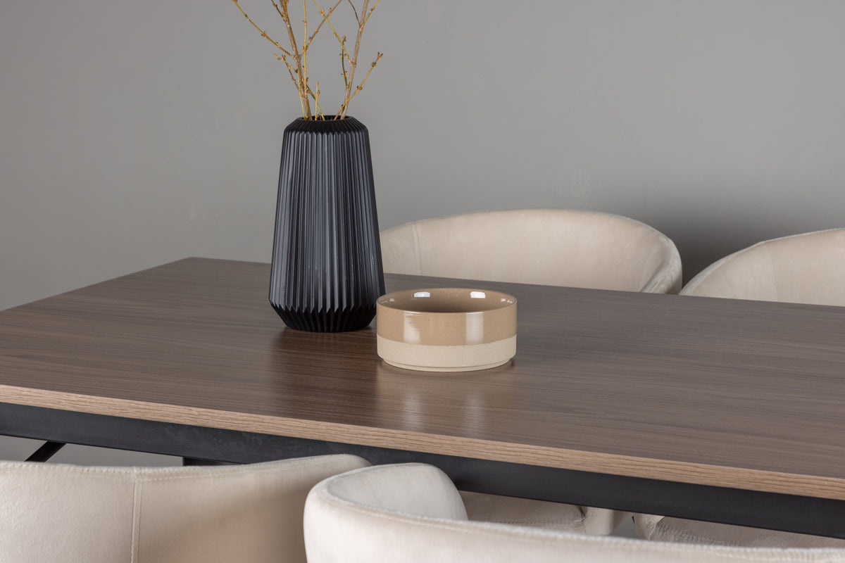 Venture Design Berit & Tempe Matstolar Beige + Rektangulära Matbord 140 x 80 Valnöt