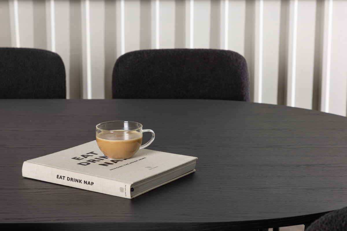 Venture Design Bootcut & Yesterday Ovala Matbord 230 x 115 Svart + Matstolar 2-pack Svart