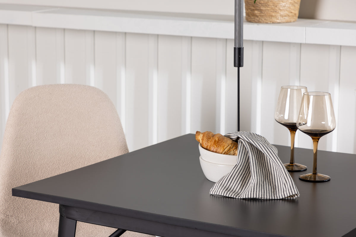 Venture Design Tempe & Polar Rektangulära Matbord 80 x 80 Svart + Matstolar 2-pack Beige