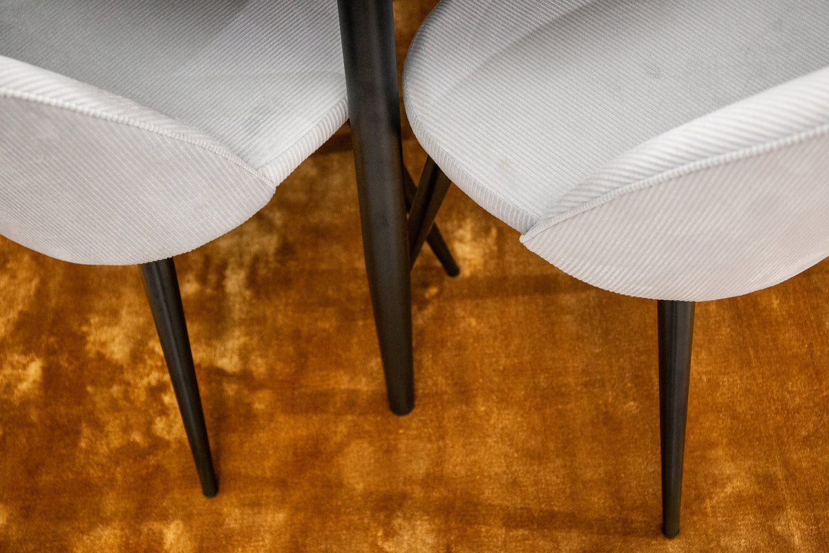 Venture Design Velvet & Plaza Matstolar 2-pack Ljusgrå + Runda Matbord ⌀100 Svart