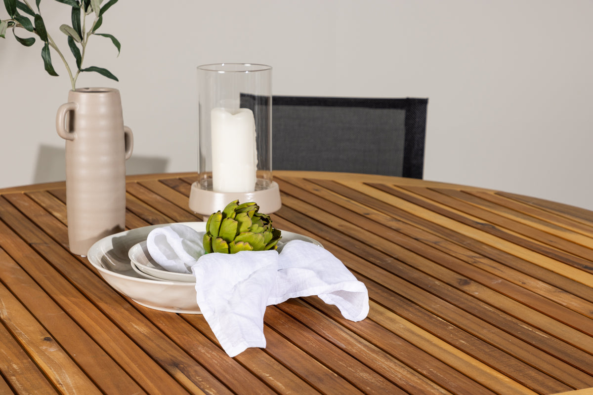 Venture Design Alina & Tucumán Matstolar 6-pack Svart + Runda Matbord ⌀150 Natur