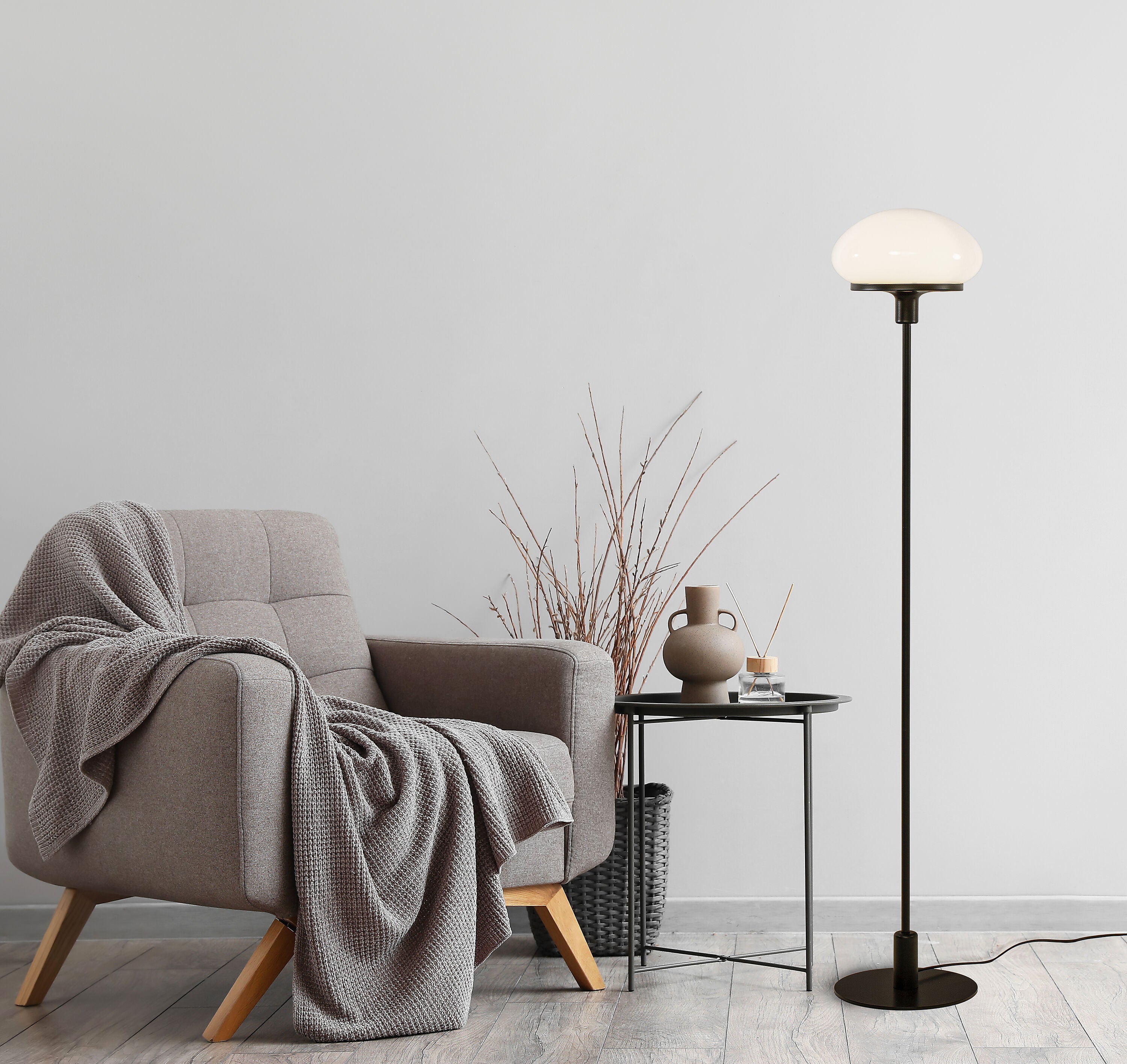 Aneta Home NEW AUGUST golvlampa