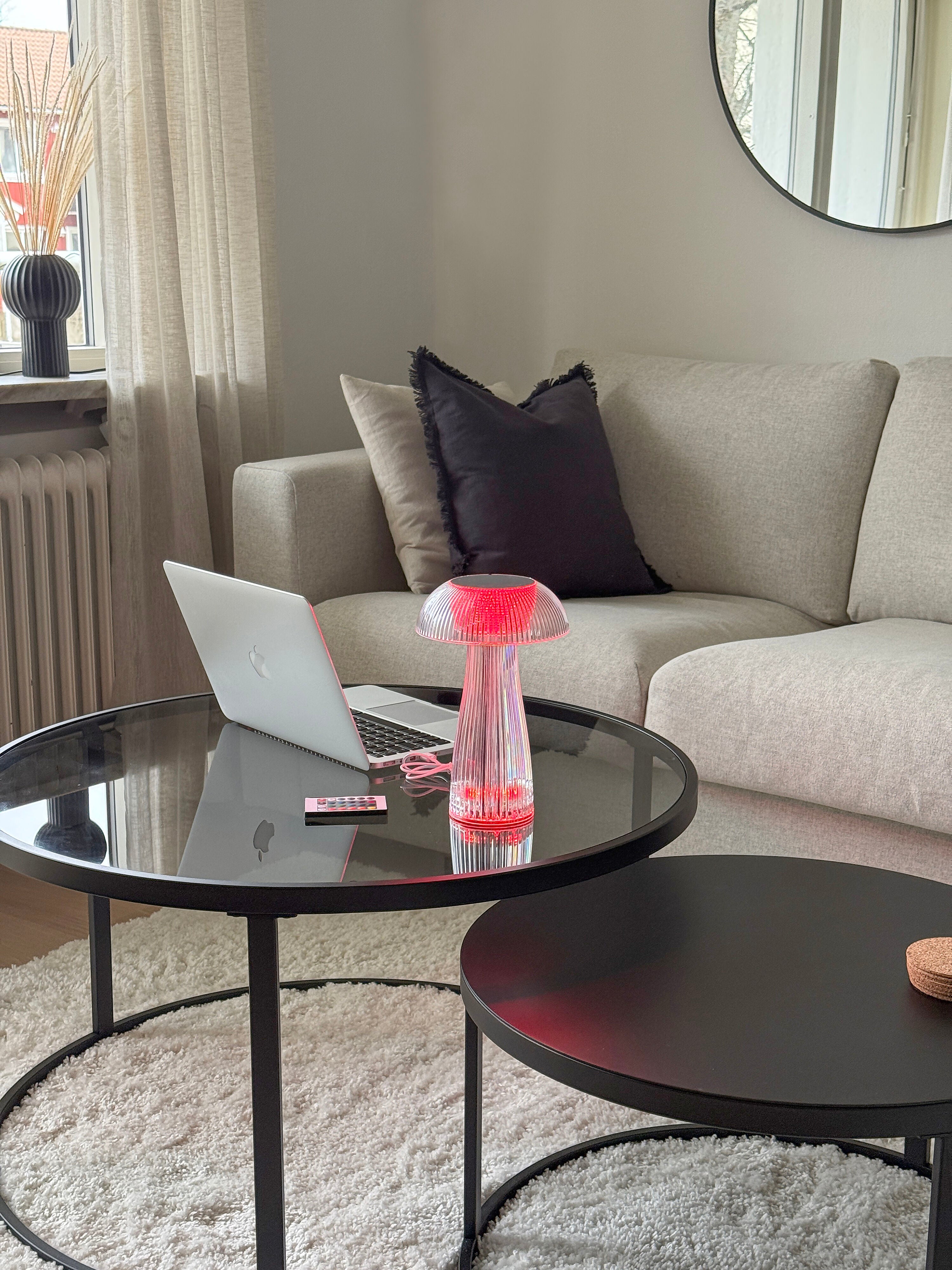 Aneta Home FUNGI laddbar bordslampa