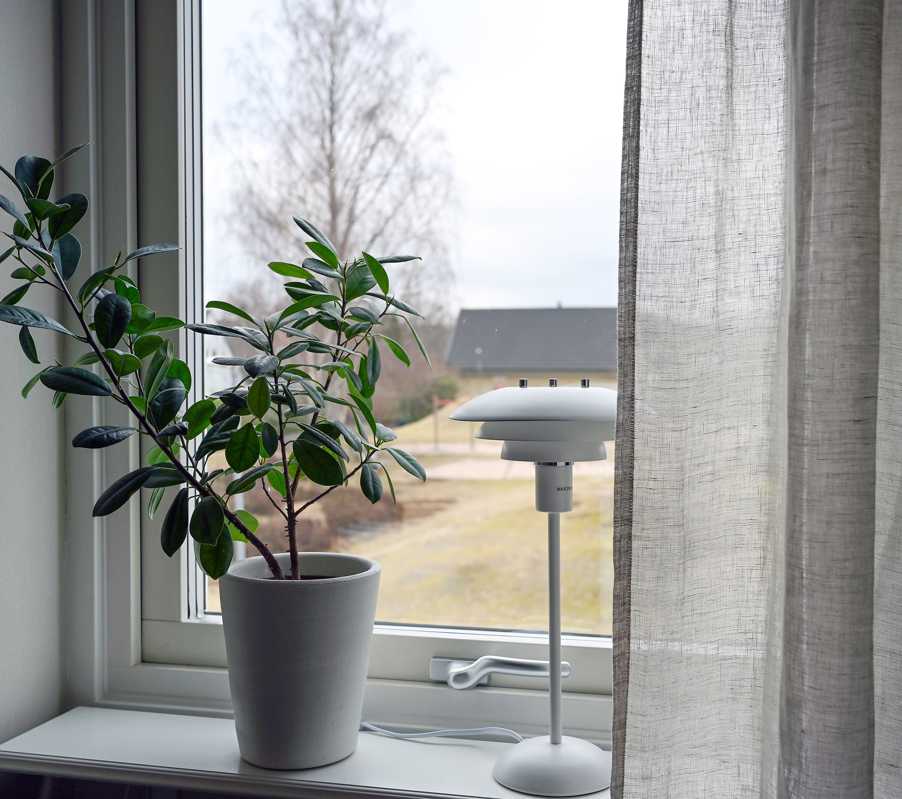 Aneta Home EPSILON bordslampa