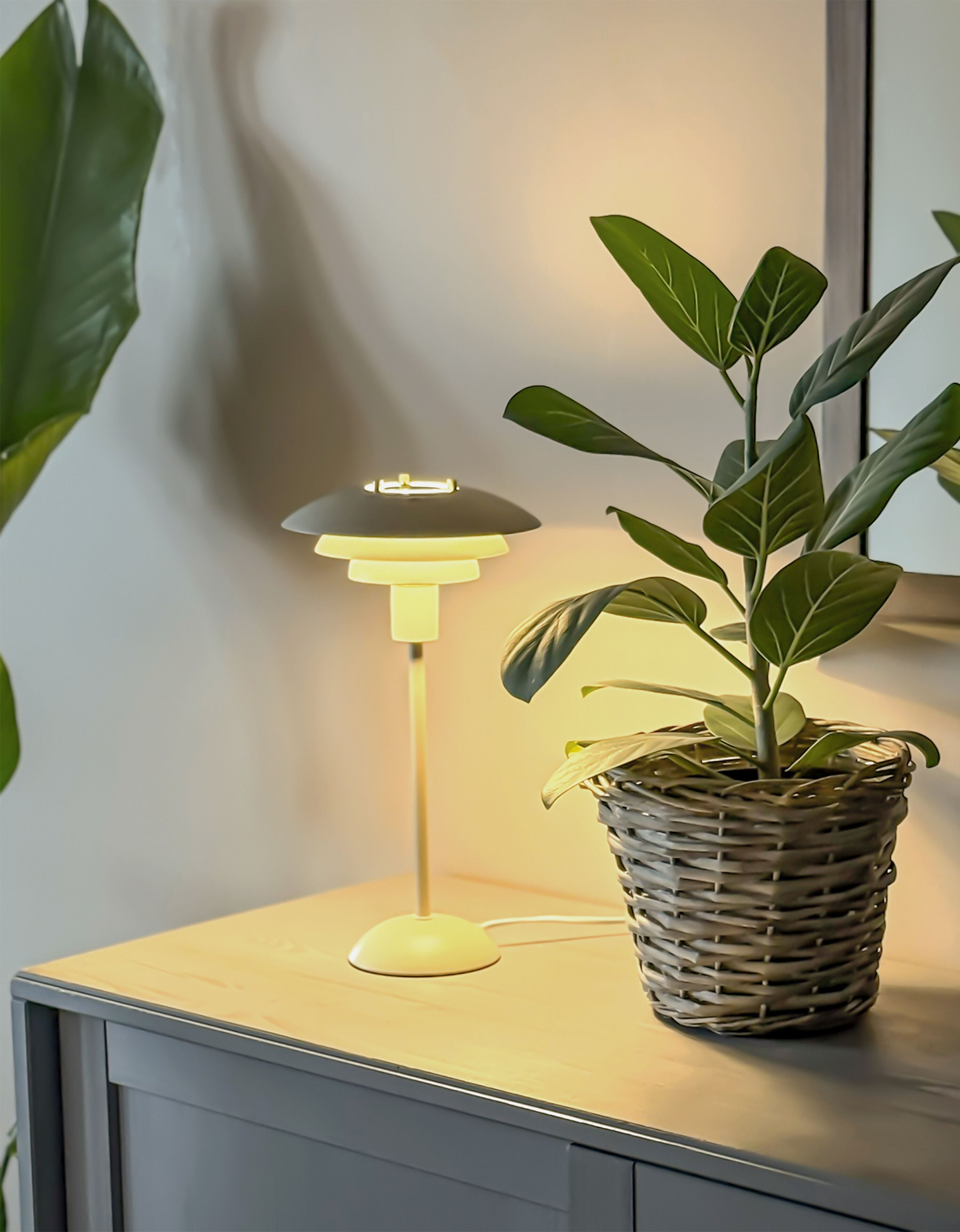 Aneta Home EPSILON bordslampa